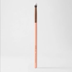 LUXIE - 243 PRECISION BLENDER BRUSH - ROSE GOLD